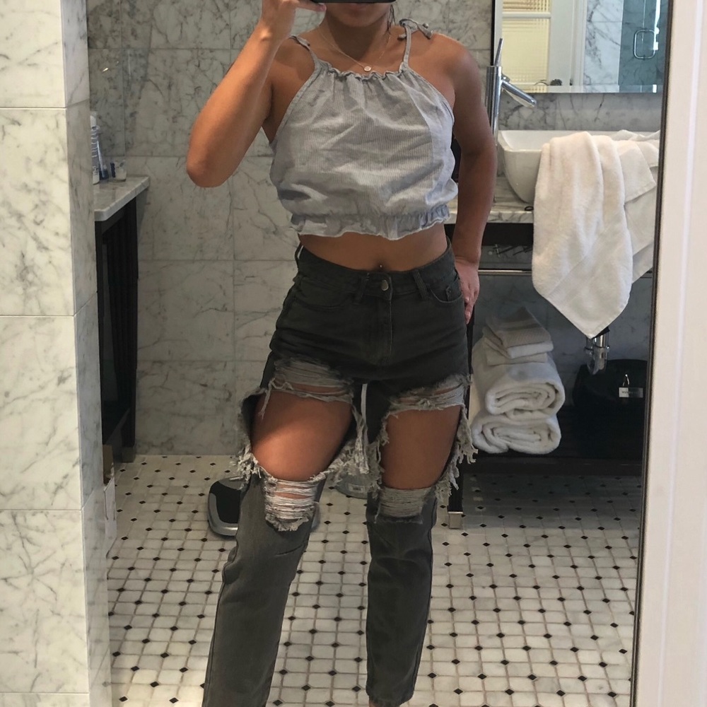 John Galt/ brandy Melville crop top